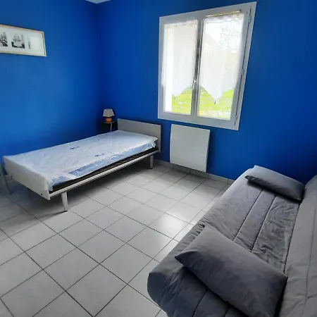 Maison De Plain-pied Avec Jardin Cloture, Proche Thermes St Roch - 3 Chambres, Wifi, Cuisine Equipee Holiday home