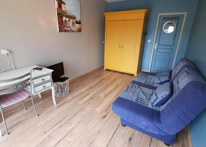 Holiday home Maison De Plain-pied Avec Jardin Cloture, Proche Thermes St Roch - 3 Chambres, Wifi, Cuisine Equipee - Fr-1-541-46 La Roche-Posay