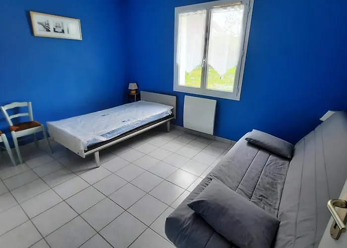 Maison De Plain-pied Avec Jardin Cloture, Proche Thermes St Roch - 3 Chambres, Wifi, Cuisine Equipee - Fr-1-541-46 Holiday home